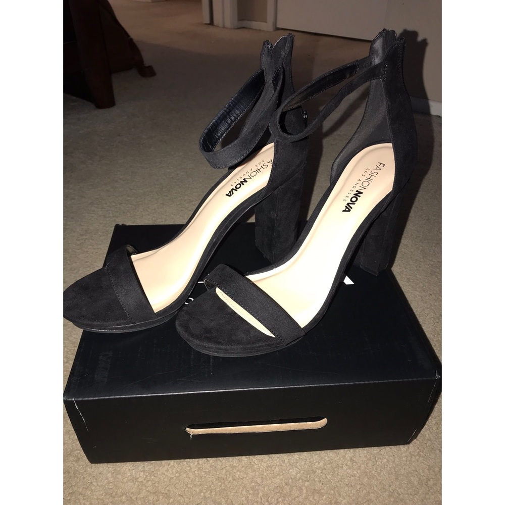 Fashion Nova Simply Chic - BLK PACE02